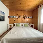 Licht By Interhome
